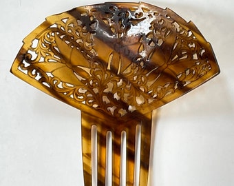 Art Deco Tortoise Lucite Hair Comb, Openwork Fan Top, Large  display picture 2