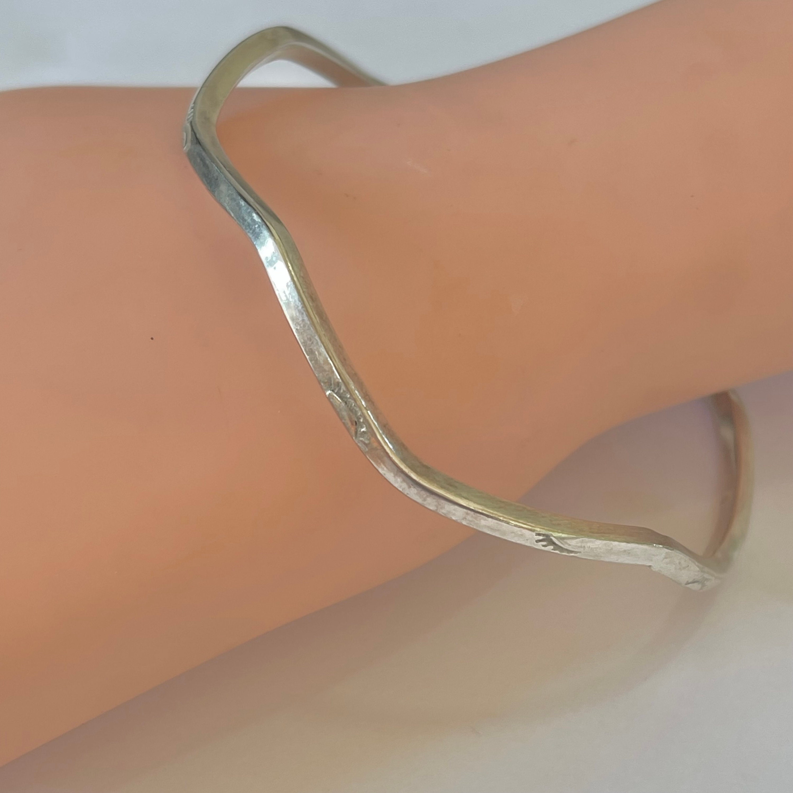 Navajo Wave Sterling Bangle Vintage Sterling 925 Navajo Native