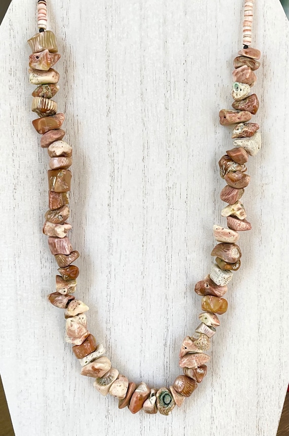 Fabulous Vintage Santo Domingo Turquoise Coral Shell Sterling Silver Necklace Fabulous Vintage Santo Domingo Turquoise Coral Shell Sterling Silver Necklace