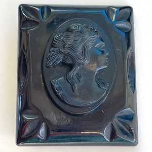 Carved Bakelite Cameo Brooch, Vintage Chocolate Bakelite Cameo Pin, Mid Century Brooch, Vintage Bakelite Jewelry, Vintage Gift for Her