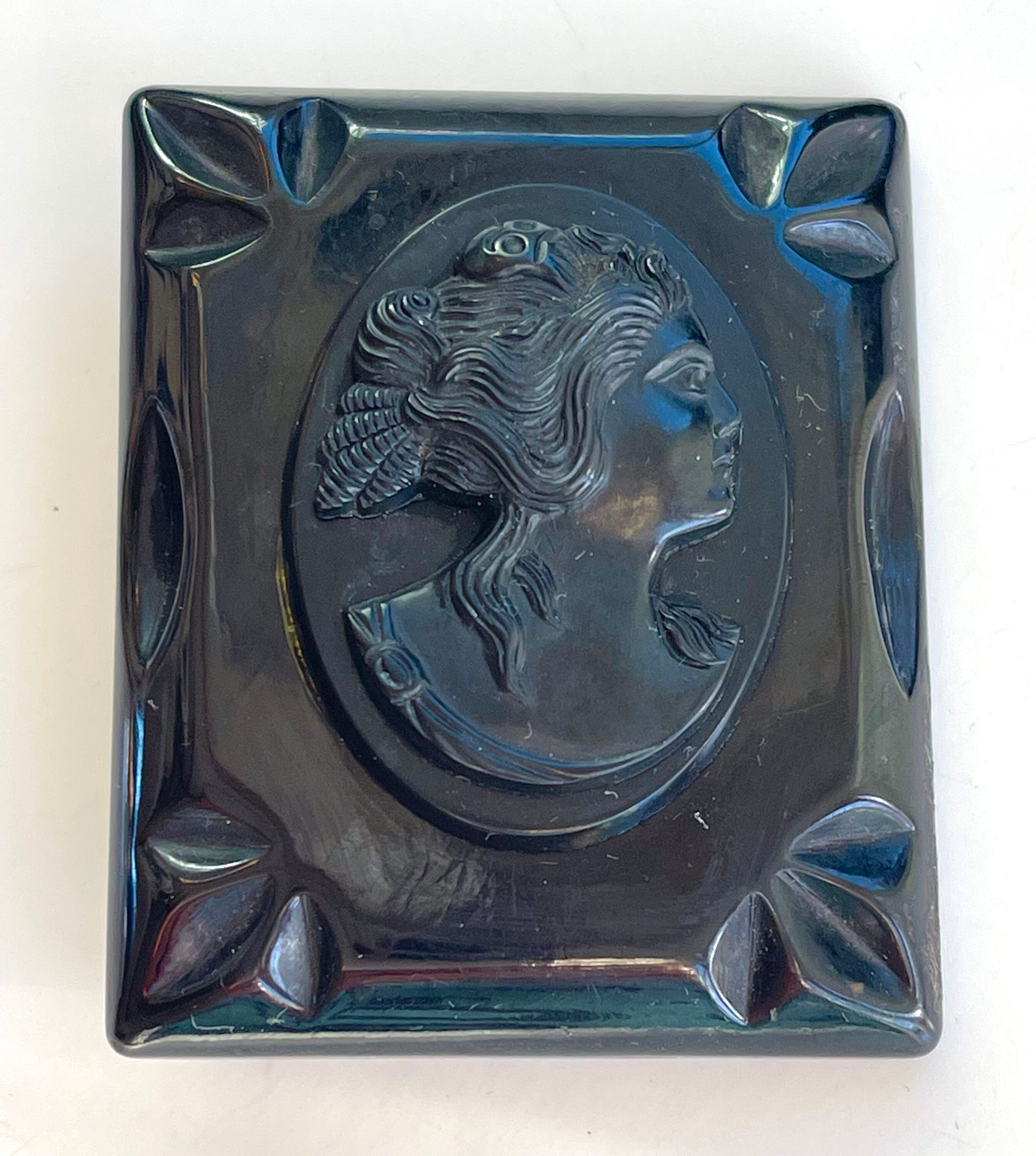 Carved Bakelite Cameo Brooch Vintage Chocolate Bakelite Cameo Pin Mid Century Brooch Vintage Bakelite Jewelry Vintage Gift for Her Etsy Australia