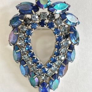 Sarah Coventry Blue Lagoon Brooch, Iridized Blue Rhinestones, Vintage Sarah Coventry Jewelry, Estate Jewelry