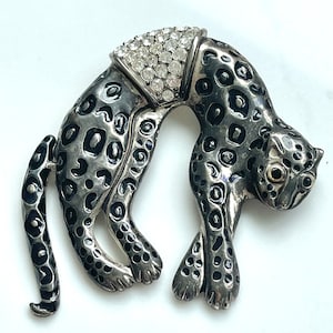 Large Rhinestone Leopard Brooch, Rhinestone & Enamel Leopard Pin, Pouncing Leopard. Moveable Tail, Vintage Jungle Cat Jewelry, Gift for Her