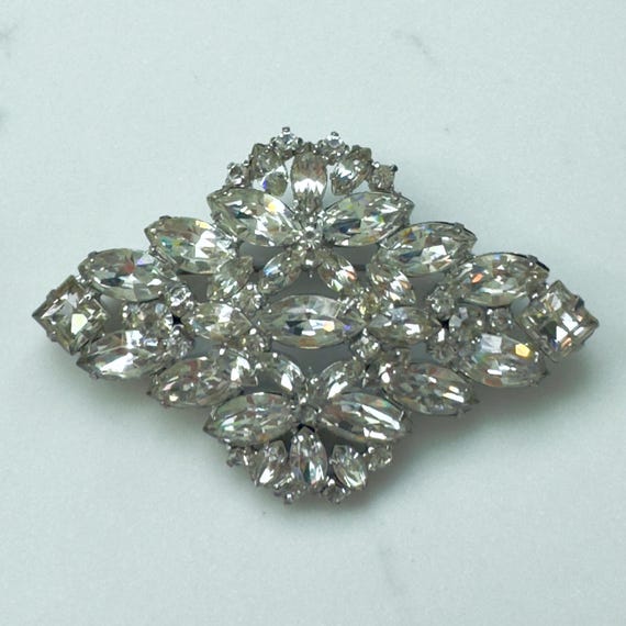 Signed Weiss store Clear Rhinestone Brooch Pin