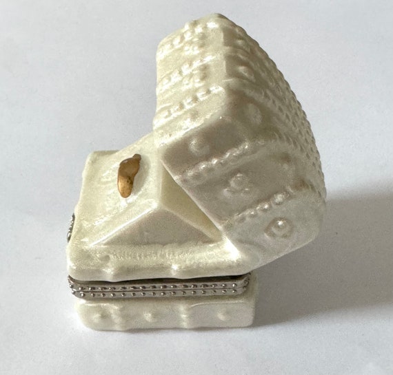 Wedding Ring Trinket Box, Engagement Ring Box, Weddin… Gem