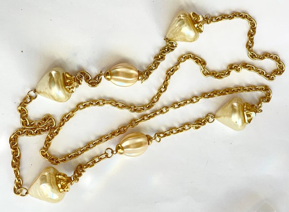 Baroque pearl station best sale necklace