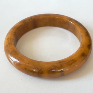 Bakelite Bangle Bracelet, End of Day Bakelite Bangle, Toffee Bakelite, Vintage Mid Century Bakelite Jewelry