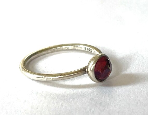 Pandora Sterling Garnet Solitaire Ring, Vintage S… - image 9