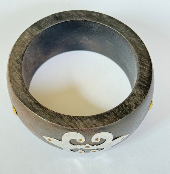 Vintage Gothic Wood Bangle Bracelet, Applied Fleu… - image 3