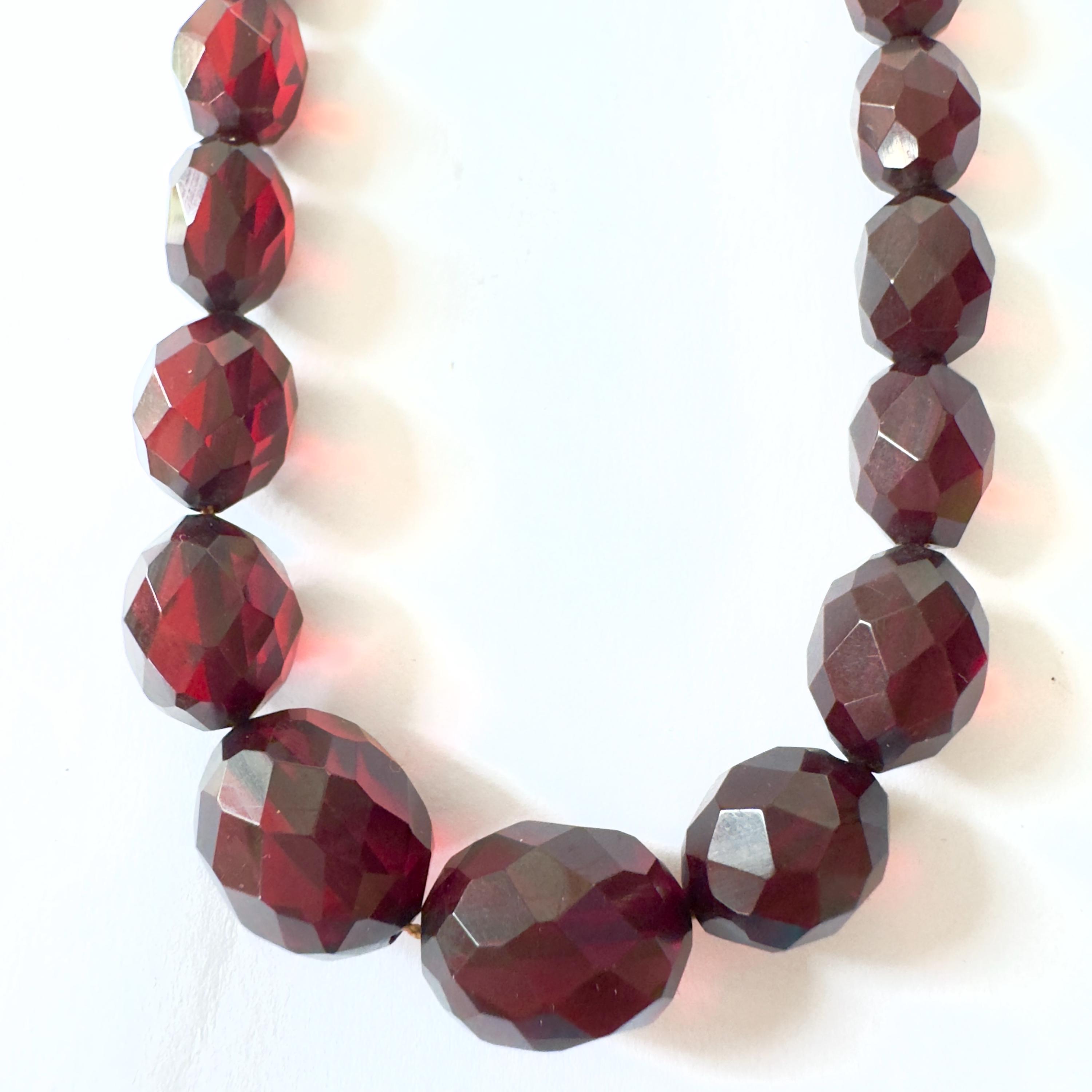 Art Deco Cherry Bakelite Bead Necklace, Graduated Size Beads, 16 Inch Bead Necklace, Vintage Cherry Bakelite Jewelry Gift