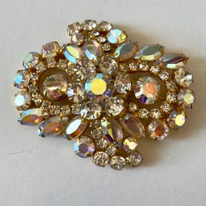 Juliana-broche, grote AB Juliana-speld, D & E-strassspeld, trouwbroche, sieraden uit het midden van de eeuw, sprankelende schoonheid