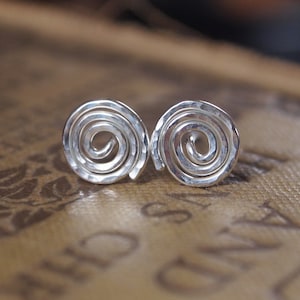 silver stud earrings, studs, silver studs, spiral silver earrings, unisex handmade argentium silver jewelry by arc jewellery UK