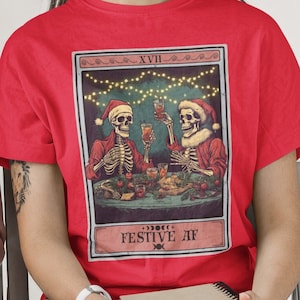 Camicia con carte dei tarocchi di Natale con scheletro, camicie di Natale, camicia per la cena di Natale, regali festivi per magliette di Natale con scheletro AF