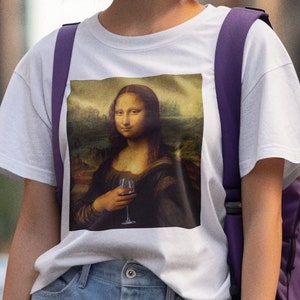 Mona Lisa Red Wine Shirt, Red Wine TShirt Mona Lisa TShirt Cocktail Shirts Gift Bartender Gifts tee