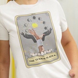 Camisa de tarô do jogador de tênis, presente da camiseta do jogador de tênis para presentes do jogador de tênis, camiseta engraçada do amante do tênis com design de cartão de tarô