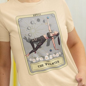 La camisa de la carta del tarot de Pilates, camisa de Pilates Ideas de regalos para amantes de Pilates Camiseta de Pilates Entrenador de Pilates Instructor Regalo de estudiante