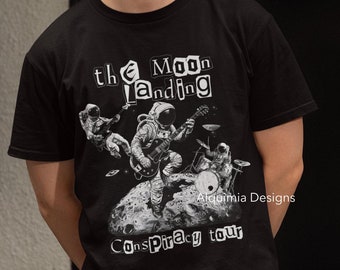 Camiseta de la gira "Conspiración del Alunizaje": Divertida camiseta de astronauta críptica
