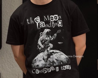 Camiseta de la gira "Conspiración del Alunizaje": Divertida camiseta de astronauta críptica con la Tierra plana