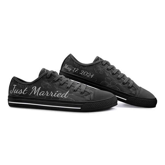 Net getrouwd man en vrouw bijpassende schoenen gepersonaliseerde bruid sneakers huwelijksreis paren bruid en bruidegom bruidsschoenen aangepaste trouwschoenen Etsy Belgie