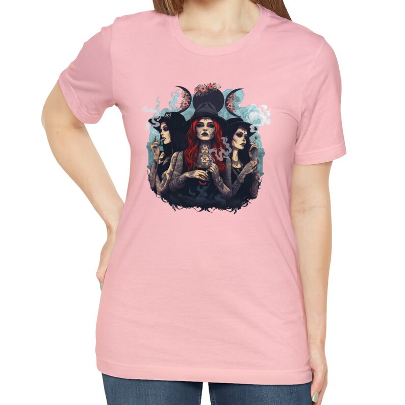 Camisa Stoner Witch Coven, Stoner Gifts Weed Camiseta Triple Moon Cannabis Witchy Shirt Stoner Coven Tee imagen 5