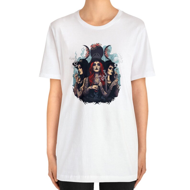 Camisa Stoner Witch Coven, Stoner Gifts Weed Camiseta Triple Moon Cannabis Witchy Shirt Stoner Coven Tee imagen 7