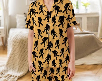 Sasquatch Satin Pyjama Set: Big Foot Damen Kurzarm Nachtwäsche