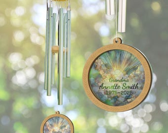 Gepersonaliseerde herdenkingsmunt windgong Suncatcher: condoleance, aangepaste naam en datum