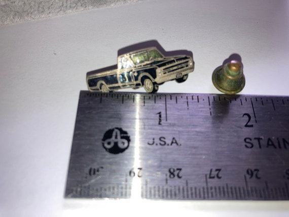 Rare Vintage Enamel Pin Pinback Tie Tac Hat Pin C… - image 4