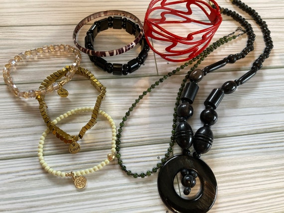 Lot of 8 Vintage to Modern Necklaces Bracelets Mi… - image 1