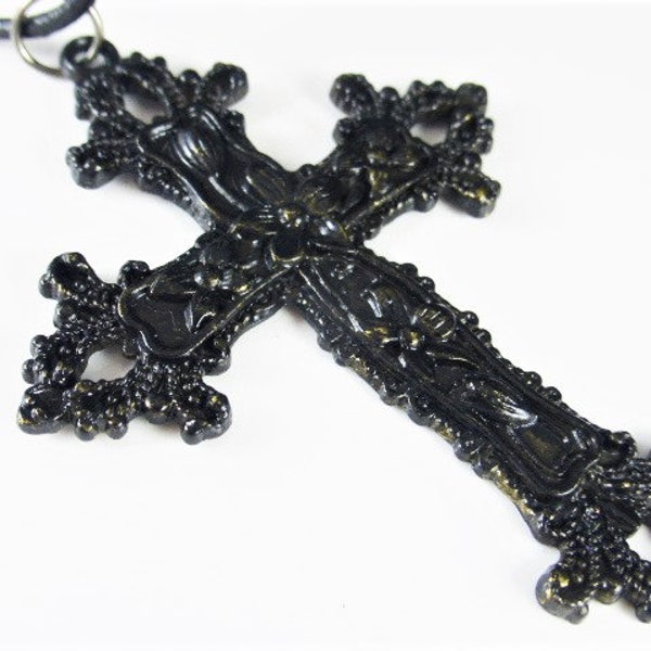 Grand collier croix noire de style gothique victorien sur cordon en cuir noir de 45,7 cm (18 po.), sac cadeau, vendeur britannique