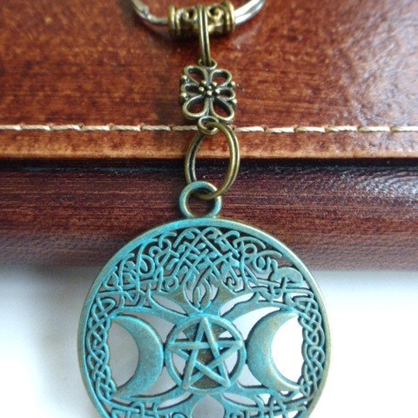 Beautiful Green Verdigris Triple Moon Goddess Keyring Keychain, Pentagram, Wiccan, Pagan, UK Seller