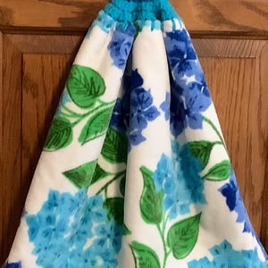 Double kitchen towel extra wide VERY HEAVY soft cotton flowers garden blue teal hydrangeas crocheted teal top pattern upside down other side