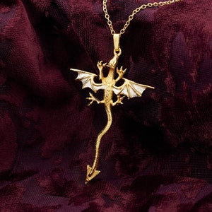 Dragon pendant in 18 carat Gold on Sterling Silver.