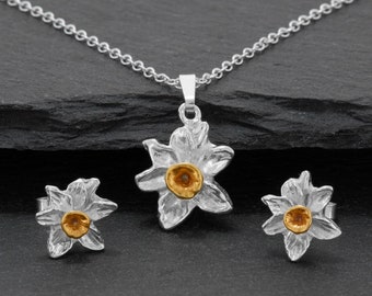 Daffodil Set in Sterling Silver and 18 Carat Gold Vermeil.