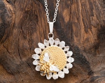 Bee on Sunflower Necklace in Sterling Silver and 18 Carat Gold.