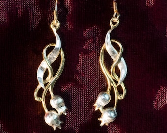 Art Nouveau Rosehip Drop Earrings in 18 Carat Gold Vermeil.