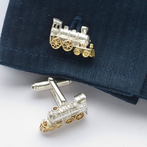 Train/Steam Locomotive Cufflinks in 18ct Gold on Sterling Silver.