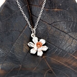 Daffodil Pendant in Rose Gold and Silver