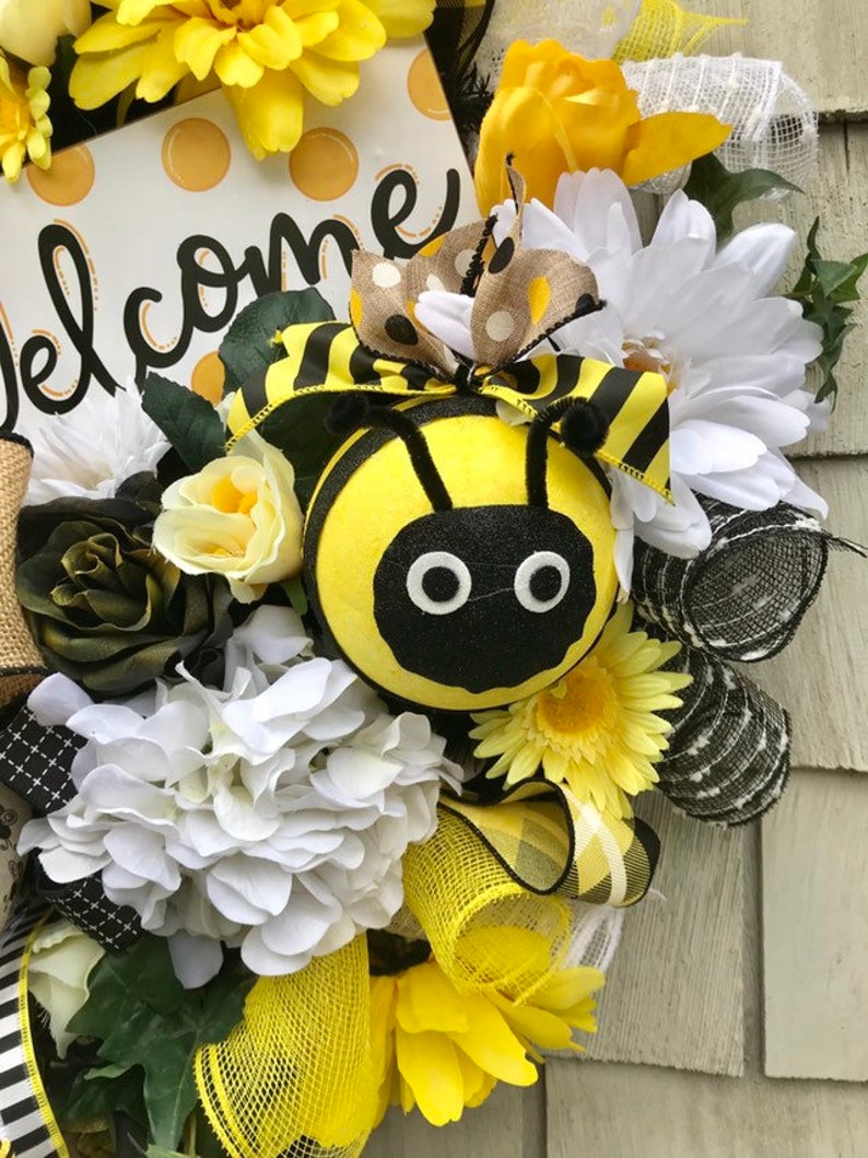 Bee Wreath Bee Happy Black,Yellow and White Summer Wreath XL Spring Wreath Welcome Bee Bumblebee Wreath Welcome Wreath