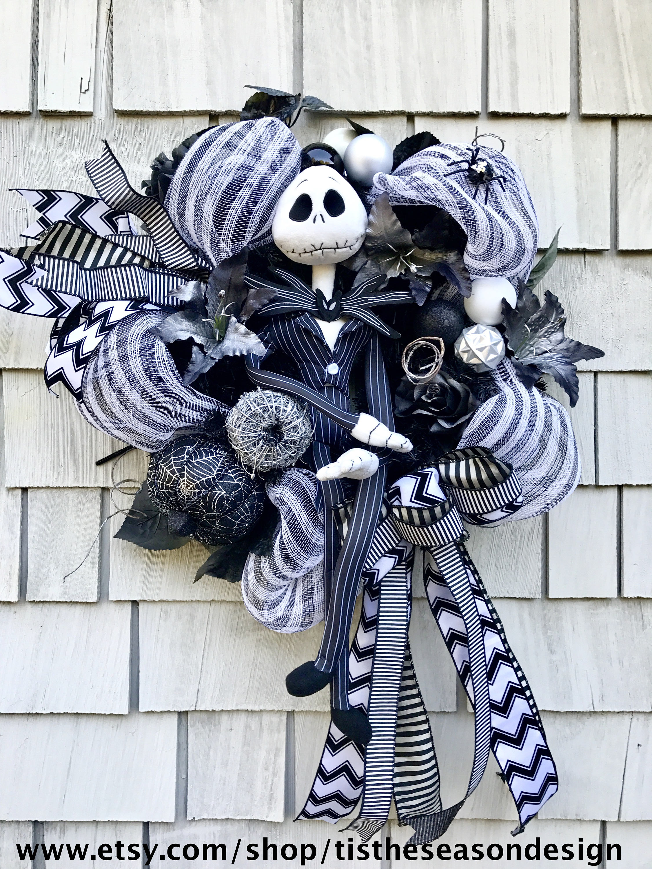 Jack skellington wreath deals