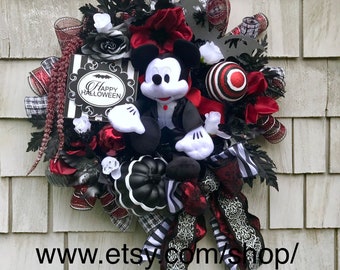 Mickey Mouse  Wreath, Halloween Disney Wreath, Mickey Mouse Halloween Wreath, Mickey Vampire Disney Wreath, Black, White, Orange and Purple