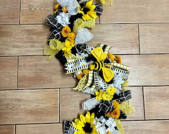 Bumble Bee Garland, Bee Garland, Bee Decor, Bee Centerpiece, Bee Party Decor, Mother's Day Bee Party, Honey Bee, Yellow  Black White Floral