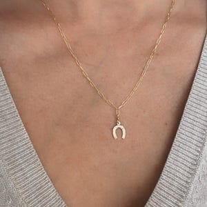 Gold Horseshoe Charm Necklace, 14k Gold Filled, Horseshoe Charm, Lucky Horseshoe Necklace, Charm Necklace, Birthday Gift, Gift for Her