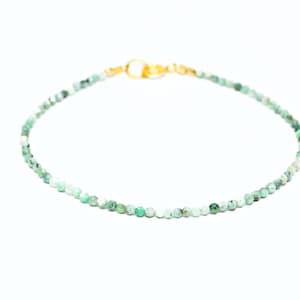 Light Green Emerald Bracelet, Gold Fill,  Dainty Bracelet, Beaded bracelet, Emerald bracelet, gifts for her, bracelet stack, bracelet gift