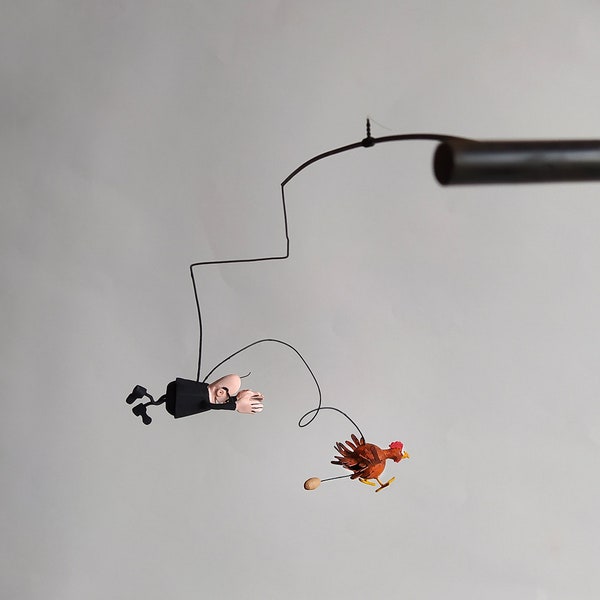 La poule ou l’oeuf- Mobile miniature sculpté( homme et femmes possible)