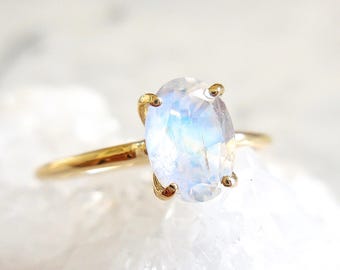 Moonstone Engagement Ring - Oval Moonstone, Delicate Moonstone Ring, Solitaire, June Birthstone, Rainbow Moonstone, Blue Moon