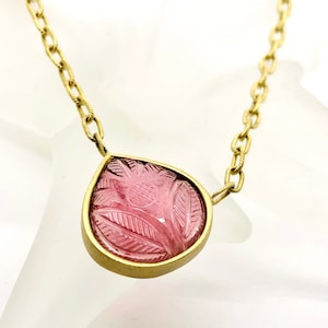 Vintage Carved Pink Tourmaline 18k Gold Floral Necklace