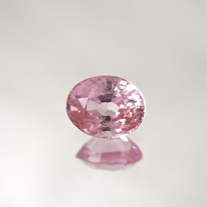 1.23 Karat Oval Pink Saphir: Unbehitzter Natürlicher Edelstein