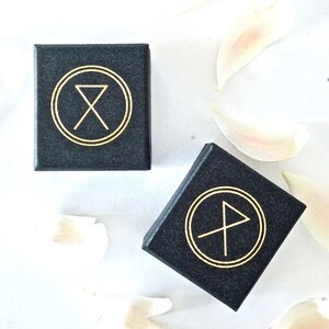 Jewelluxe branded box