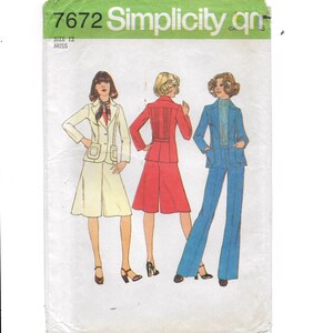 A Princess Seam, Back Tuck Detail Jacket, Culottes/Pantskirt, and Pants Sewing Pattern for Women: Uncut Size 12 Bust 34 Simplicity 7672 image 2